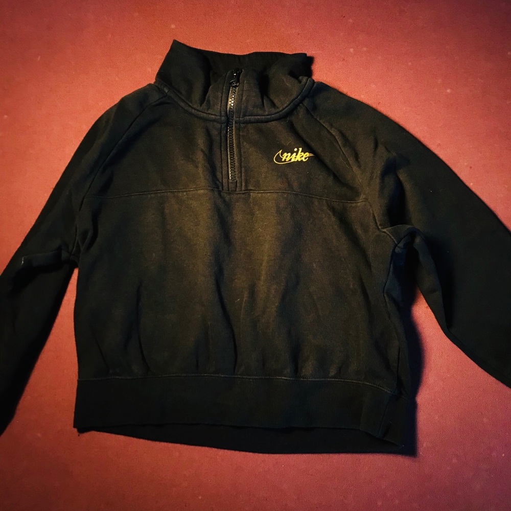 black nike sweater